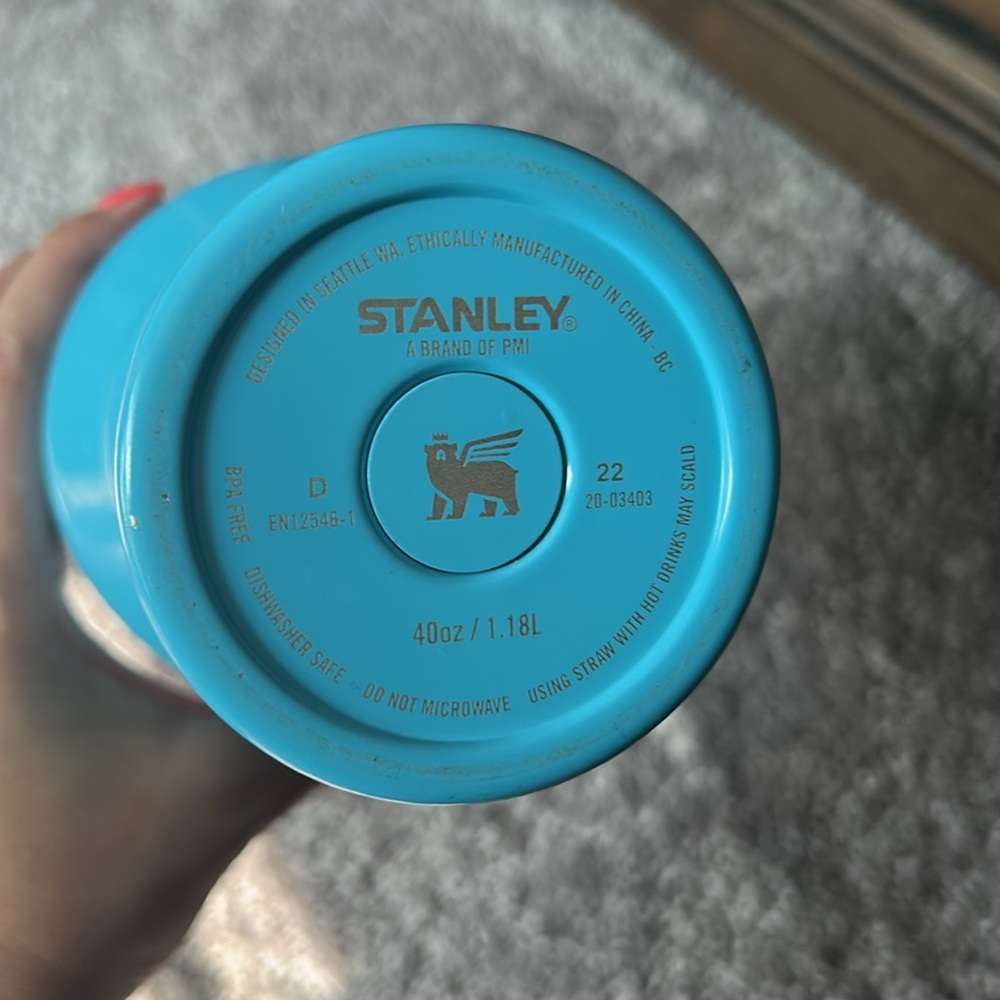 Stanley Gradient Blue and White Tumbler with Straw - Picture 3 of 4